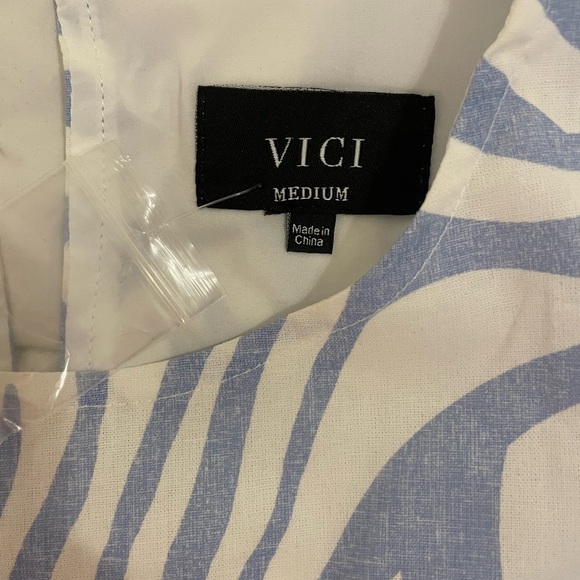 Vici Blue and White Zebra Print Crop Top - Picture 3 of 3